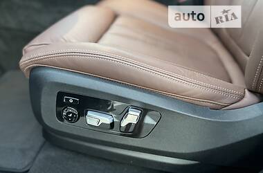 Позашляховик / Кросовер BMW X6 2021 в 