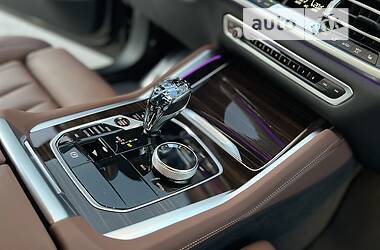 Позашляховик / Кросовер BMW X6 2021 в 