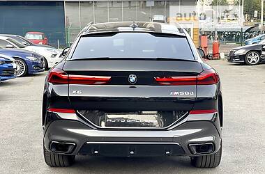 Внедорожник / Кроссовер BMW X6 2021 в 