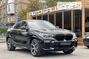 Внедорожник / Кроссовер BMW X6 2021 в 