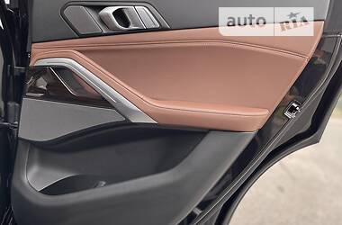 Позашляховик / Кросовер BMW X6 2020 в 