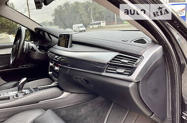 Внедорожник / Кроссовер BMW X6 2015 в 