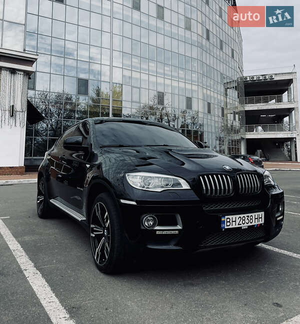 Внедорожник / Кроссовер BMW X6 2013 в Одессе