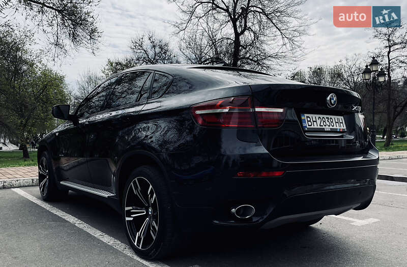 Внедорожник / Кроссовер BMW X6 2013 в Одессе