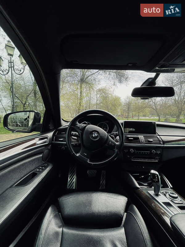 Внедорожник / Кроссовер BMW X6 2013 в Одессе