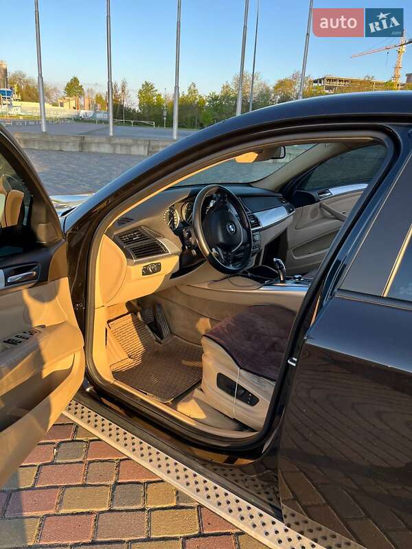 Внедорожник / Кроссовер BMW X6 2009 в Львове