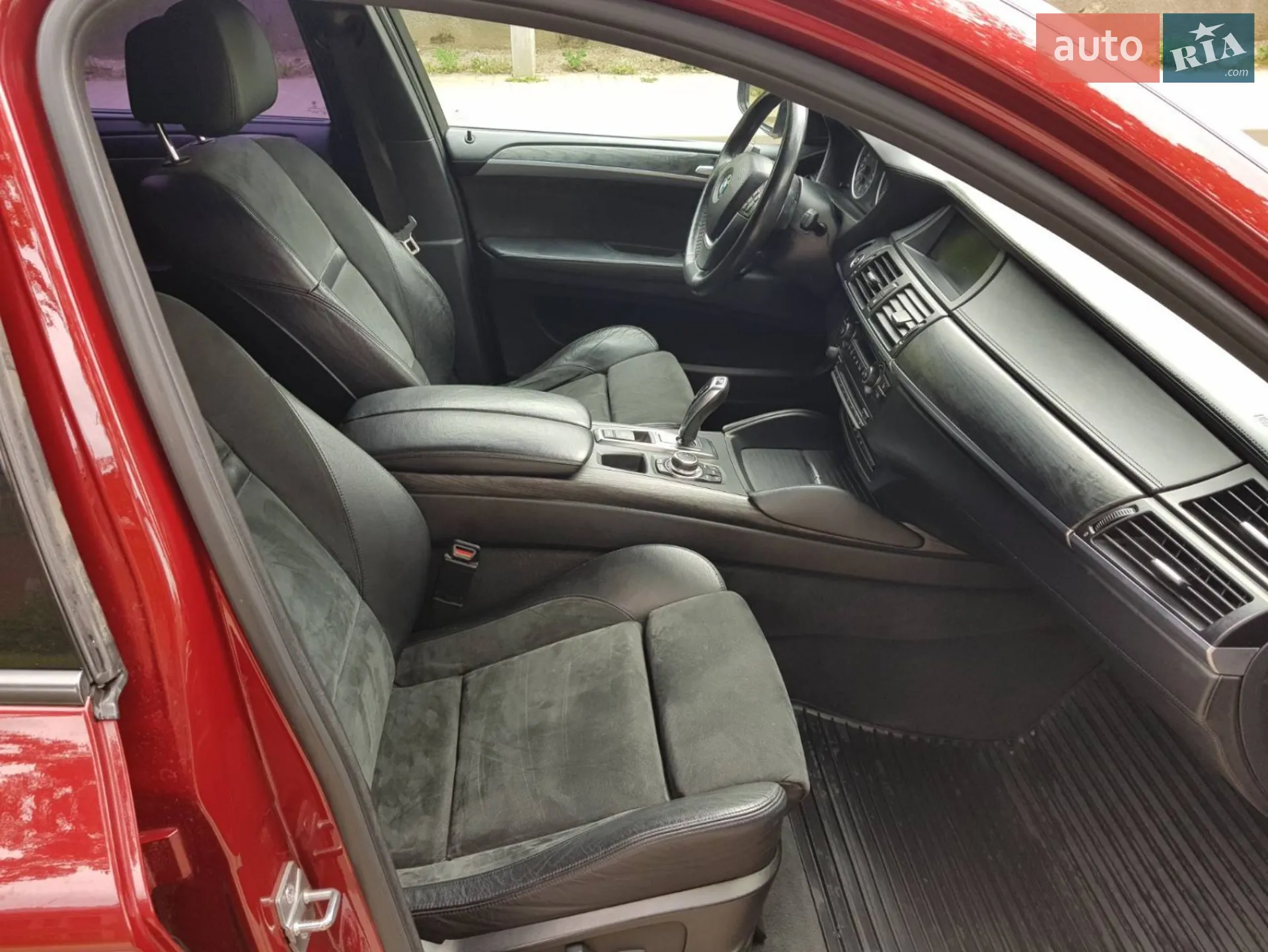2010 BMW X6 - мініатюра 13