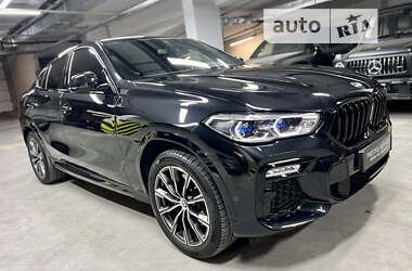 Позашляховик / Кросовер BMW X6 2021 в 