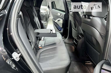 Позашляховик / Кросовер BMW X6 2021 в 