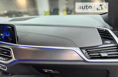 Позашляховик / Кросовер BMW X6 2021 в 