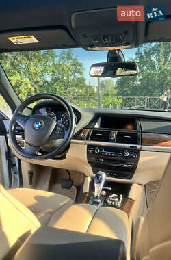 Внедорожник / Кроссовер BMW X6 2011 в 