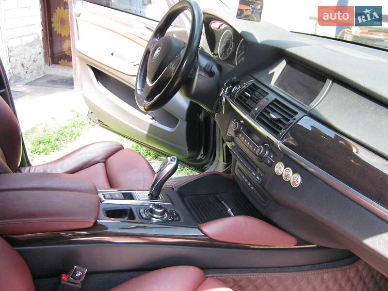 Позашляховик / Кросовер BMW X6 2011 в Харкові