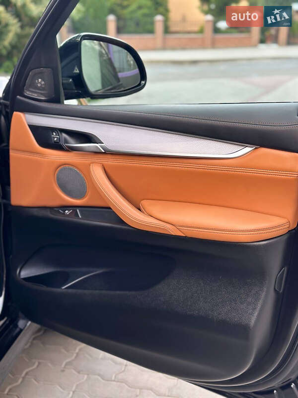 Позашляховик / Кросовер BMW X6 2019 в Києві