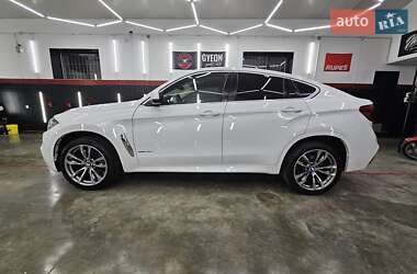 Внедорожник / Кроссовер BMW X6 2015 в Черновцах