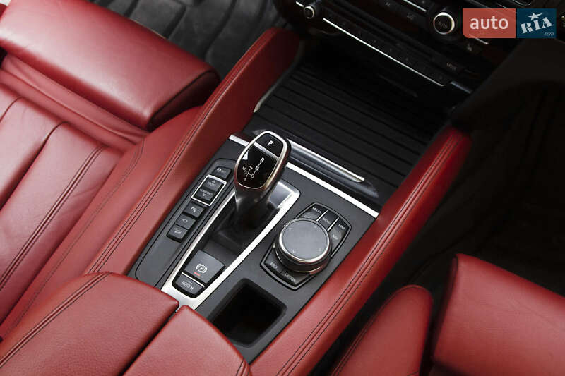 Внедорожник / Кроссовер BMW X6 2018 в Киеве