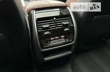 Внедорожник / Кроссовер BMW X6 2019 в 
