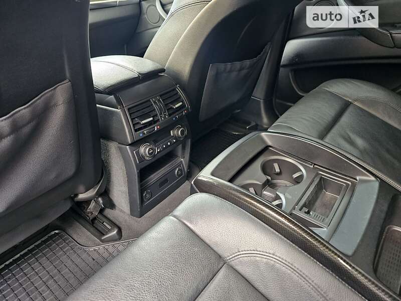 Позашляховик / Кросовер BMW X6 2010 в Києві