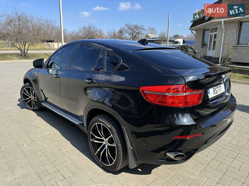 Позашляховик / Кросовер BMW X6 2011 в Харкові