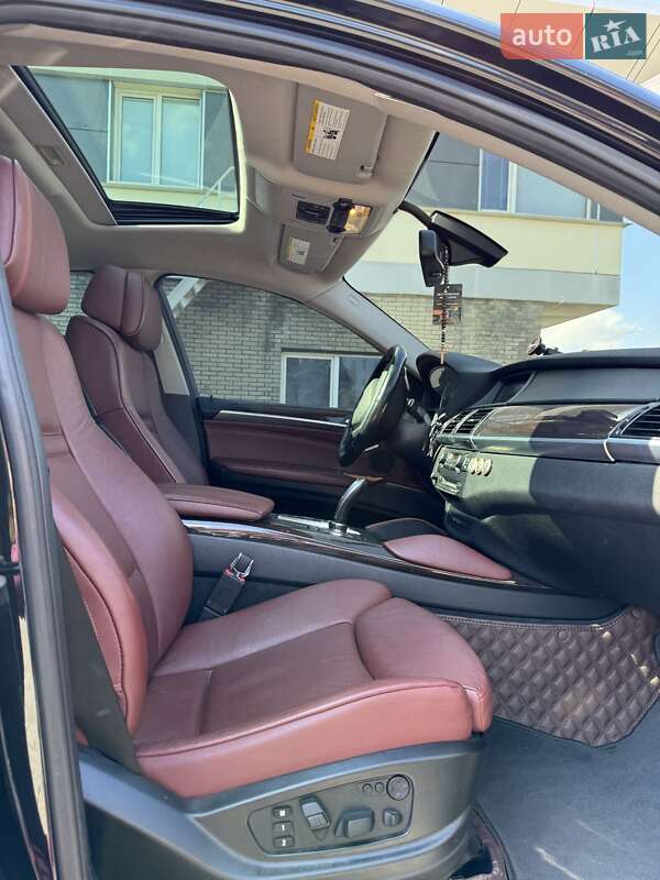Позашляховик / Кросовер BMW X6 2011 в Харкові