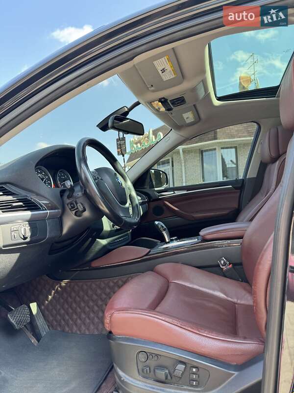 Позашляховик / Кросовер BMW X6 2011 в Харкові