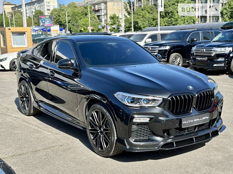 Внедорожник / Кроссовер BMW X6 2021 в Киеве