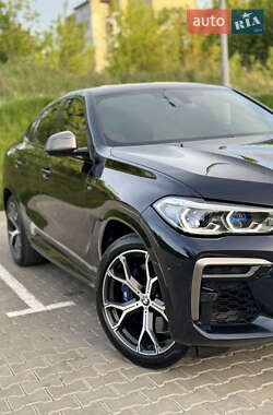 Позашляховик / Кросовер BMW X6 2021 в 