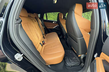 Позашляховик / Кросовер BMW X6 2021 в 