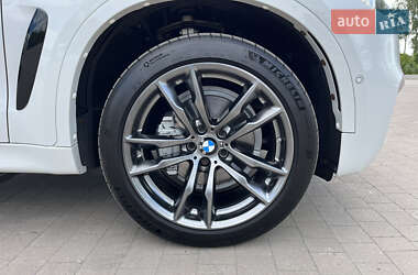 Позашляховик / Кросовер BMW X6 2018 в 