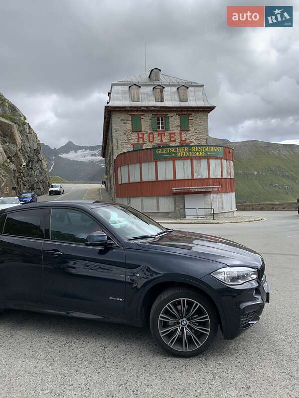 Внедорожник / Кроссовер BMW X6 2018 в Киеве