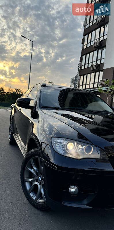 Внедорожник / Кроссовер BMW X6 2009 в Киеве
