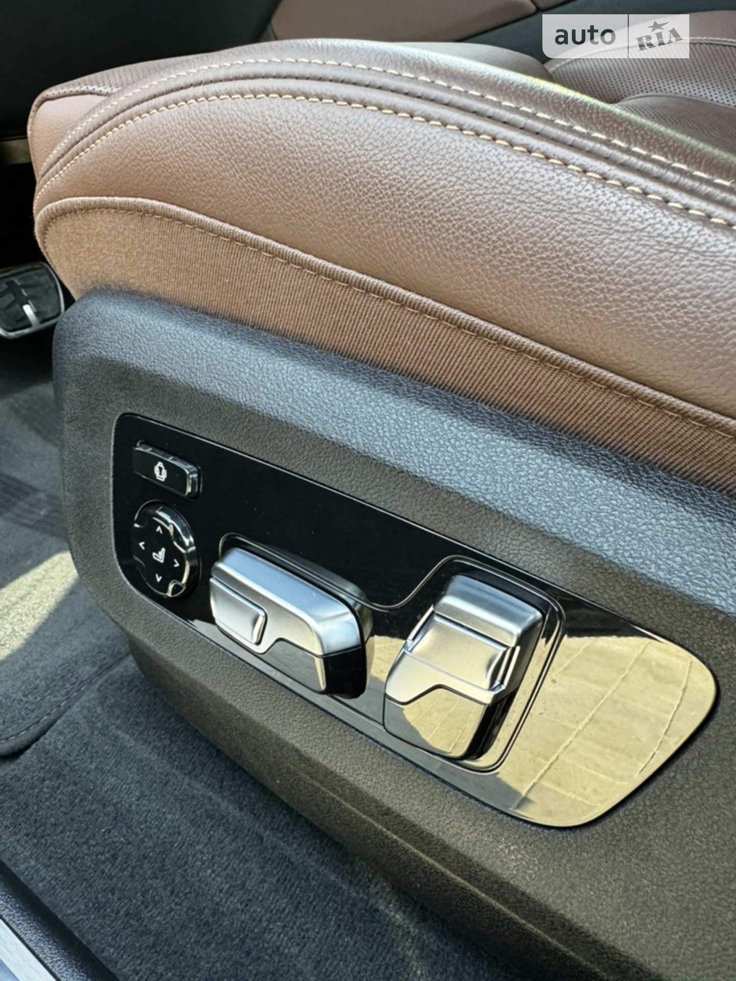 2021 BMW X6 - мініатюра 13