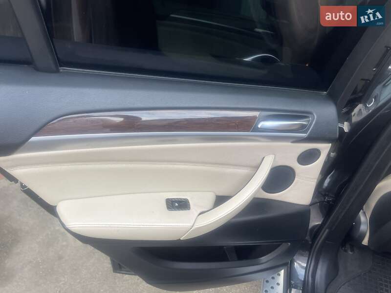 Позашляховик / Кросовер BMW X6 2008 в Києві фото 17 Позашляховик / Кросовер BMW X6 2008 в Києві