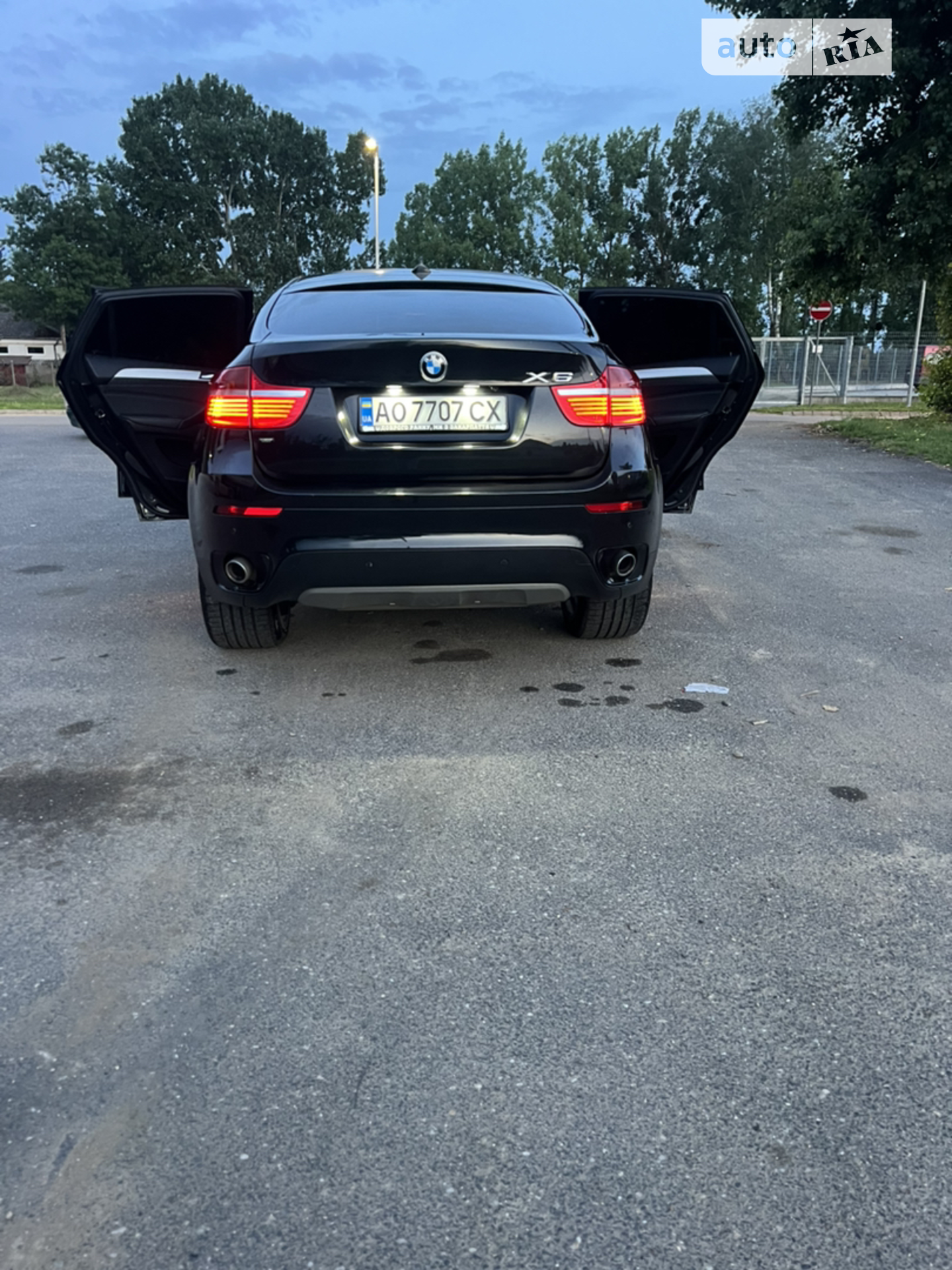2010 BMW X6 - мініатюра 31