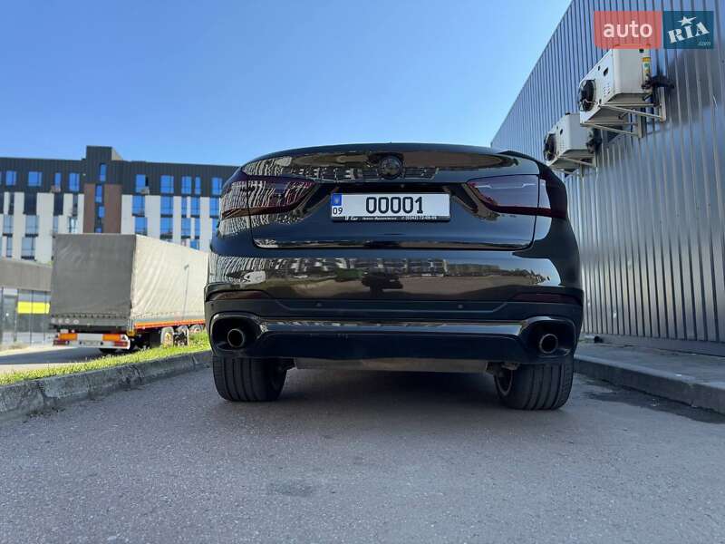 Внедорожник / Кроссовер BMW X6 2016 в Ивано-Франковске