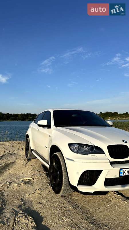 Внедорожник / Кроссовер BMW X6 2010 в Львове