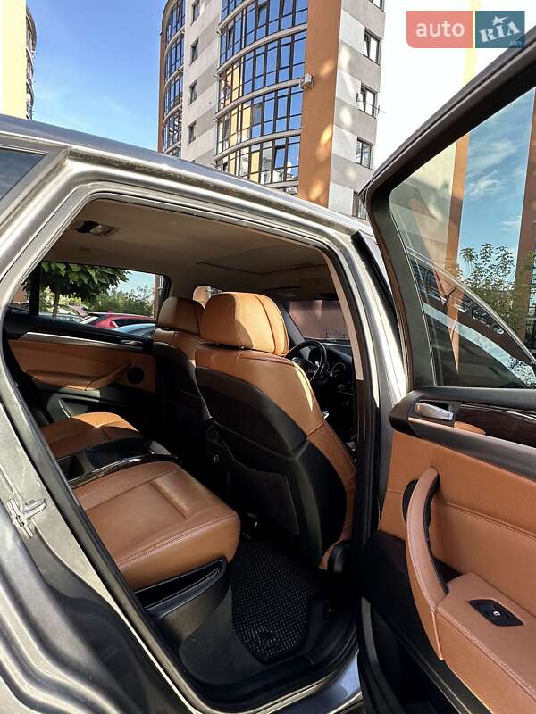 Внедорожник / Кроссовер BMW X6 2010 в Ивано-Франковске