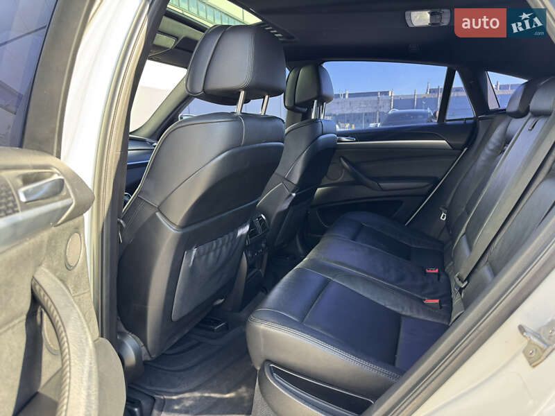 Внедорожник / Кроссовер BMW X6 2012 в Ивано-Франковске