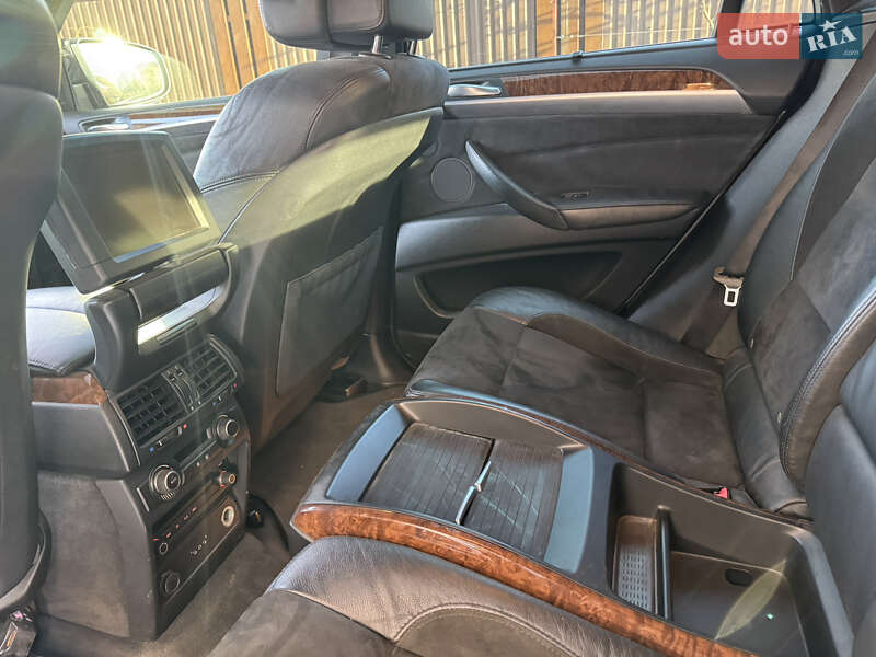 Внедорожник / Кроссовер BMW X6 2008 в Самборе