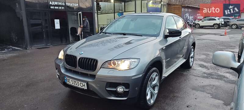 BMW X6 2011