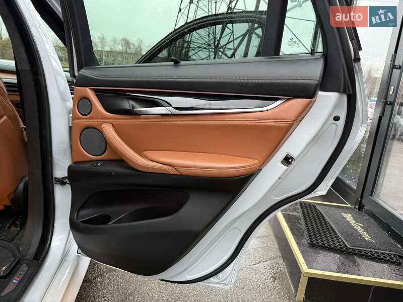 Позашляховик / Кросовер BMW X6 2015 в Харкові