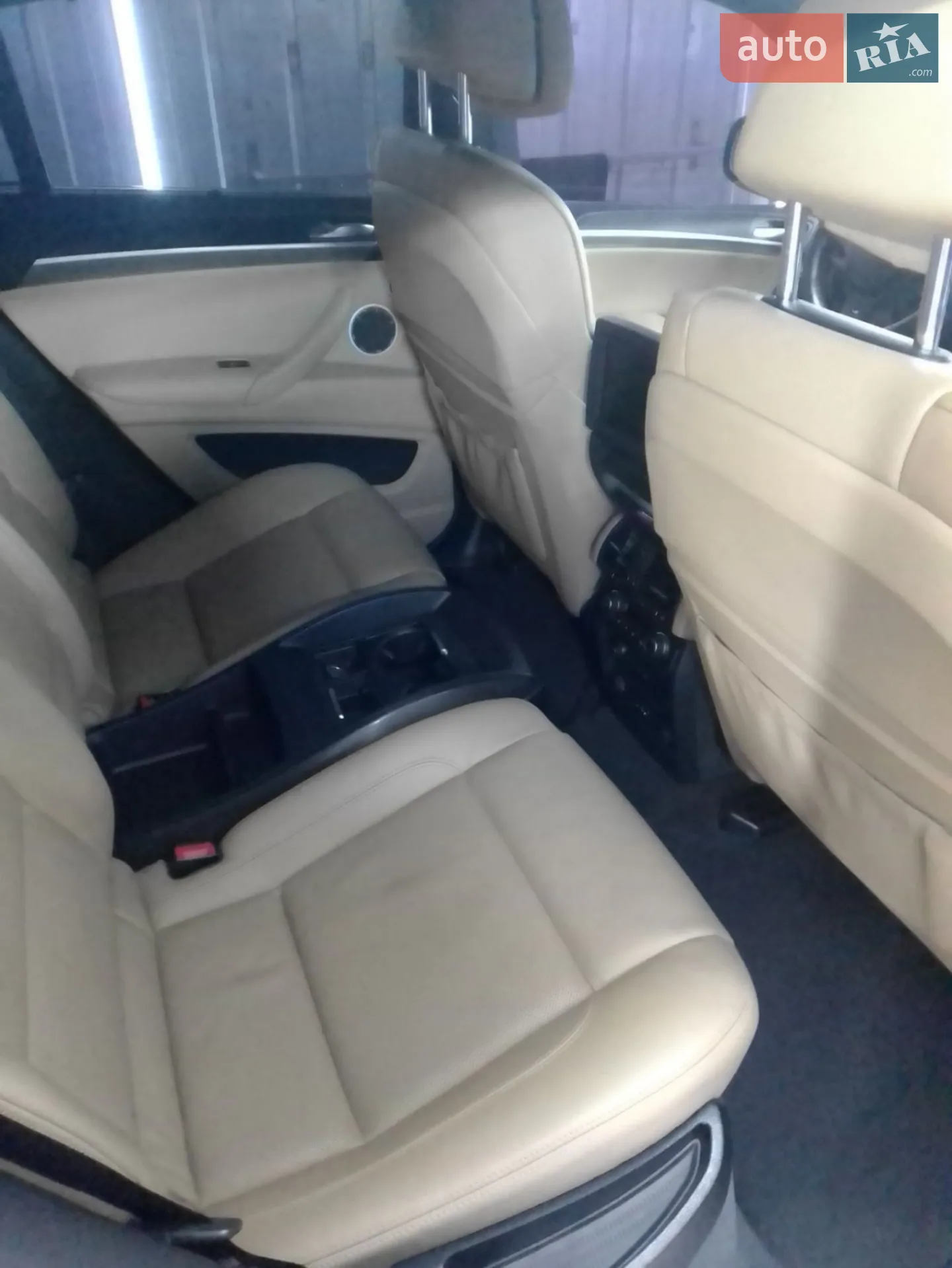 2011 BMW X6 - мініатюра 8