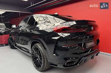Позашляховик / Кросовер BMW X6 2021 в 