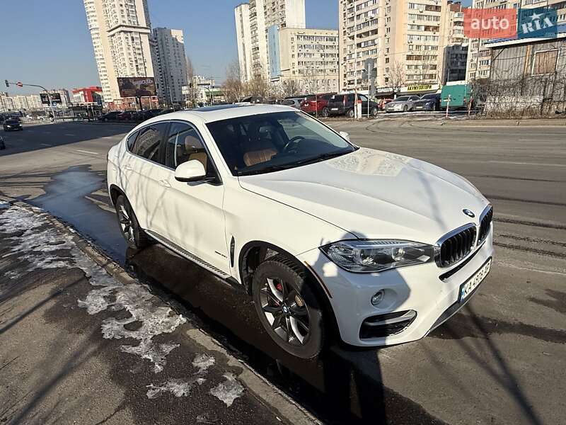 Внедорожник / Кроссовер BMW X6 2015 в 