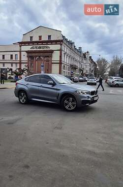 Позашляховик / Кросовер BMW X6 2017 в 