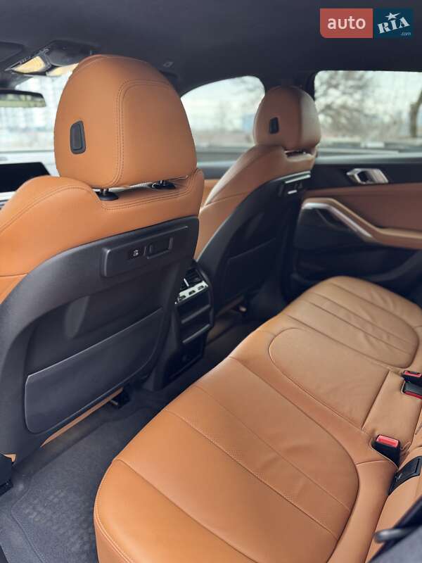 Внедорожник / Кроссовер BMW X6 2022 в Киеве