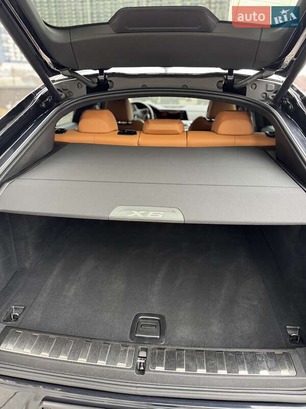Внедорожник / Кроссовер BMW X6 2022 в Киеве