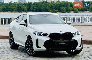 Позашляховик / Кросовер BMW X6 2024 в 
