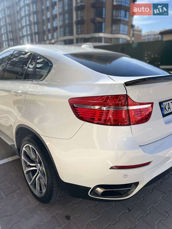 Позашляховик / Кросовер BMW X6 2011 в Києві