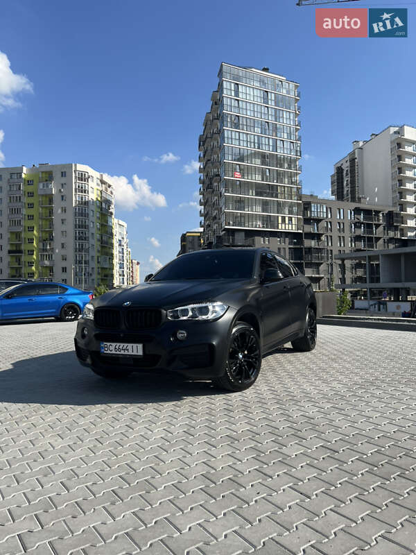 Внедорожник / Кроссовер BMW X6 2017 в 