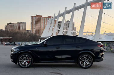 Позашляховик / Кросовер BMW X6 2022 в 